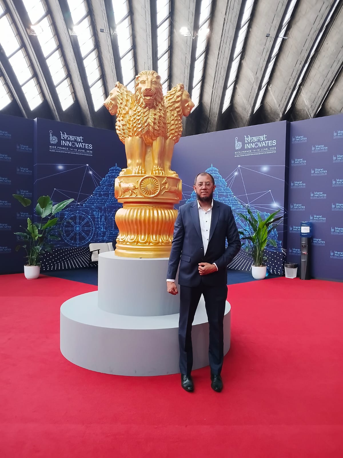 Mourtaza Fazlehoussen engaging with representatives of the French innovation ecosystem